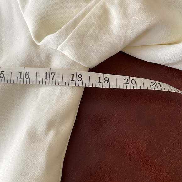 JUSTFAB Winter White Short Tuxedo Jacket Ladies M NWT - Picture 7 of 8